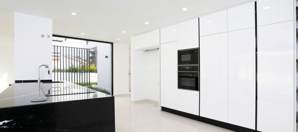 Дом с 4 спальнями в Сетубал, Португалия № 125338 18