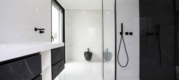 Дом с 4 спальнями в Сетубал, Португалия № 125338 32