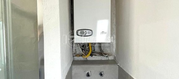 Apartamento de 2 habitaciónes en Modena, Italy No. 258166 6