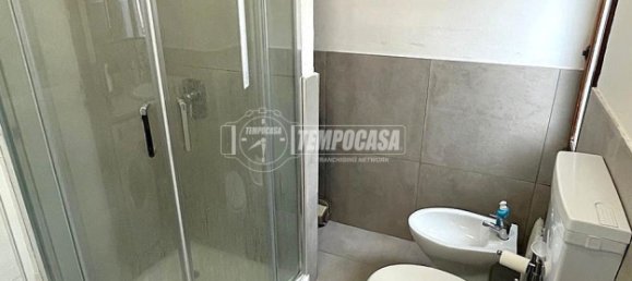 Apartamento de 2 habitaciónes en Modena, Italy No. 258166 2