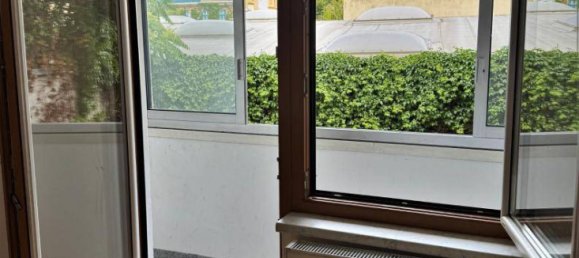 4 rooms Apartment in Hernals, Austria No. 131558 11