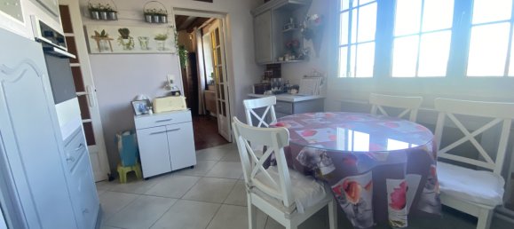 7 bedrooms House in Dreux, France No. 213536 20