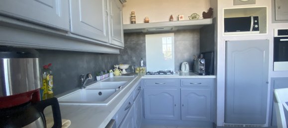 7 bedrooms House in Dreux, France No. 213536 18