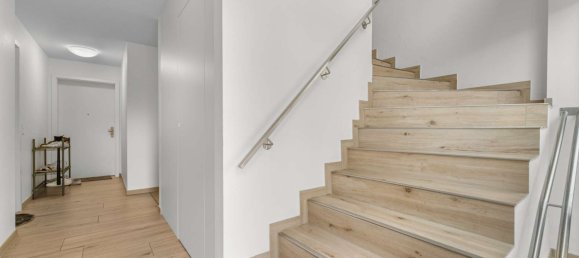 1183m² Building in Oldenburg, Germany No. 278412 8