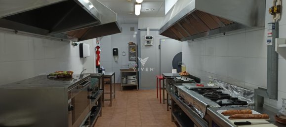 260m² Commercial property in La Granada, Spain No. 113164 16