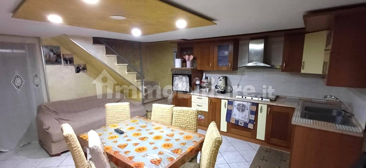 3 bedrooms Duplex in Acerra, Italy No. 100382