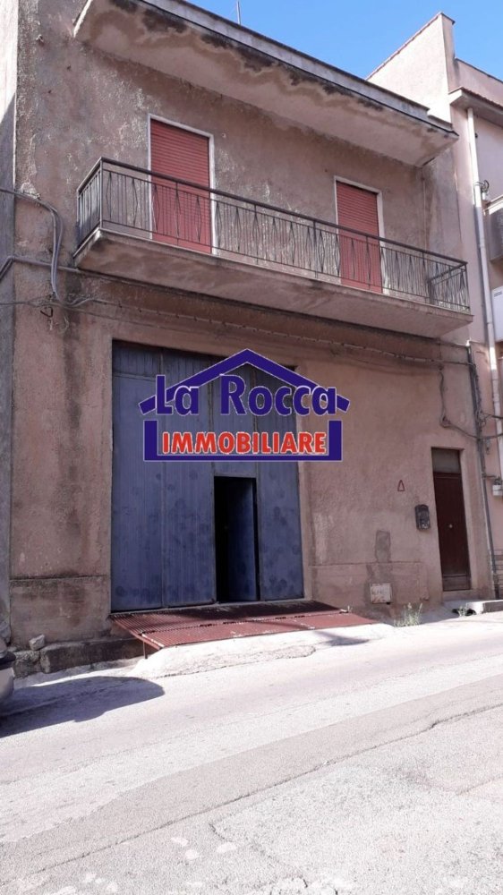 6 rooms House in Calatafimi-Segesta, Italy No. 258720