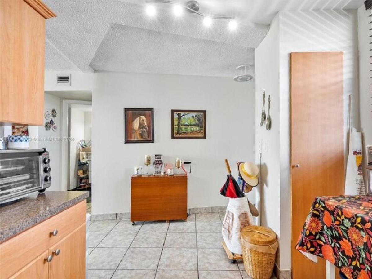 2 bedrooms House in North Miami Beach, USA No. 405882