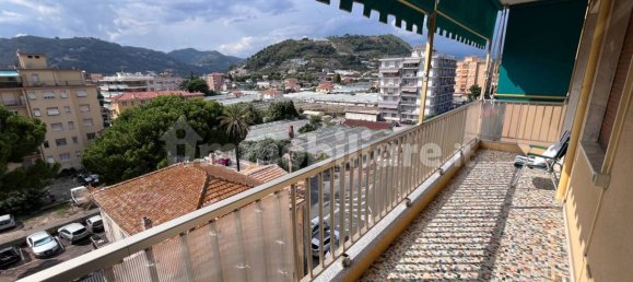 1 bedroom Apartment in Vallecrosia, Italy No. 267141 8
