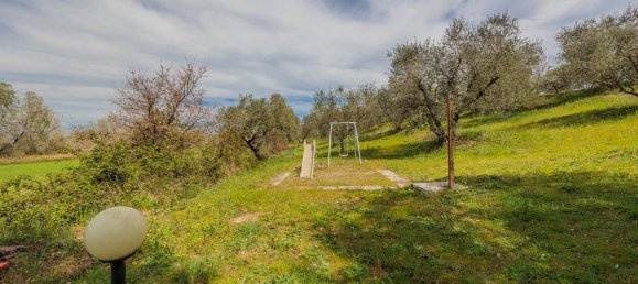 4 bedrooms House in Grosseto, Italy No. 19387 11