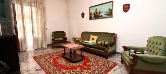 Casa de 5 habitaciónes en Palagonia, Italy No. 237450 3