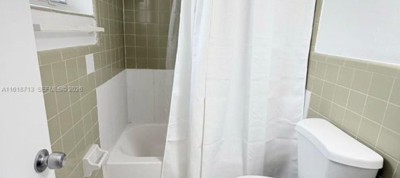 1 dormitorio villa en alquiler en Miami, Miami-Dade, Florida, USA № 615250 10