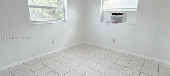 1 dormitorio villa en alquiler en Miami, Miami-Dade, Florida, USA № 615250 15