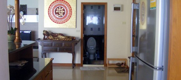 1 bedroom Condo in Pattaya, Thailand No. 3897 2