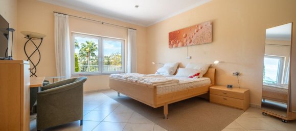 3 bedrooms Villa in Estepona, Spain No. 116139 16