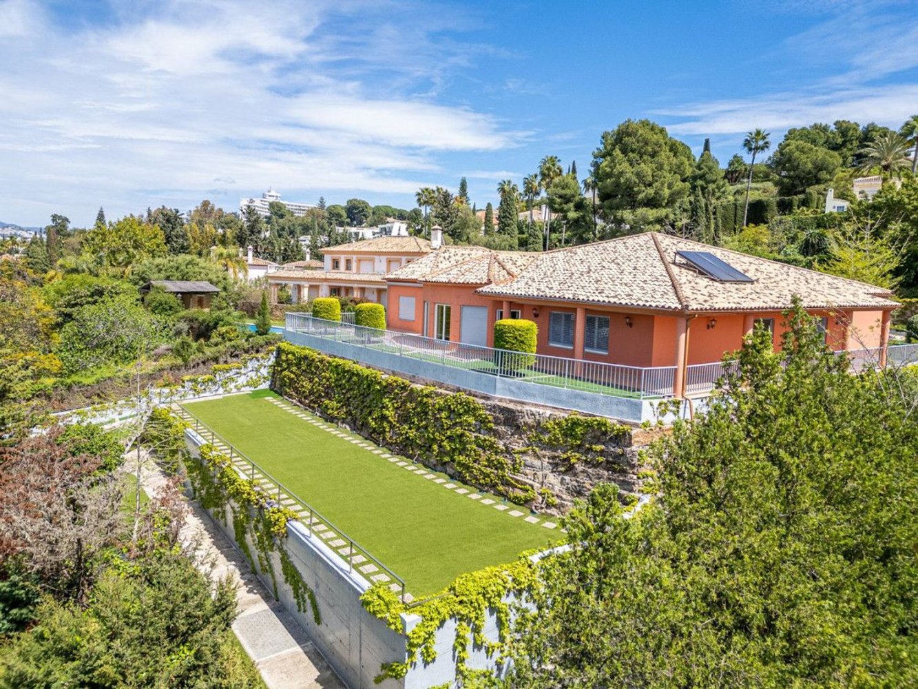 3 bedrooms Villa in Estepona, Spain No. 116139