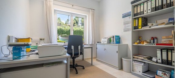 3 bedrooms Villa in Estepona, Spain No. 116139 2