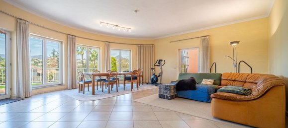 3 bedrooms Villa in Estepona, Spain No. 116139 6