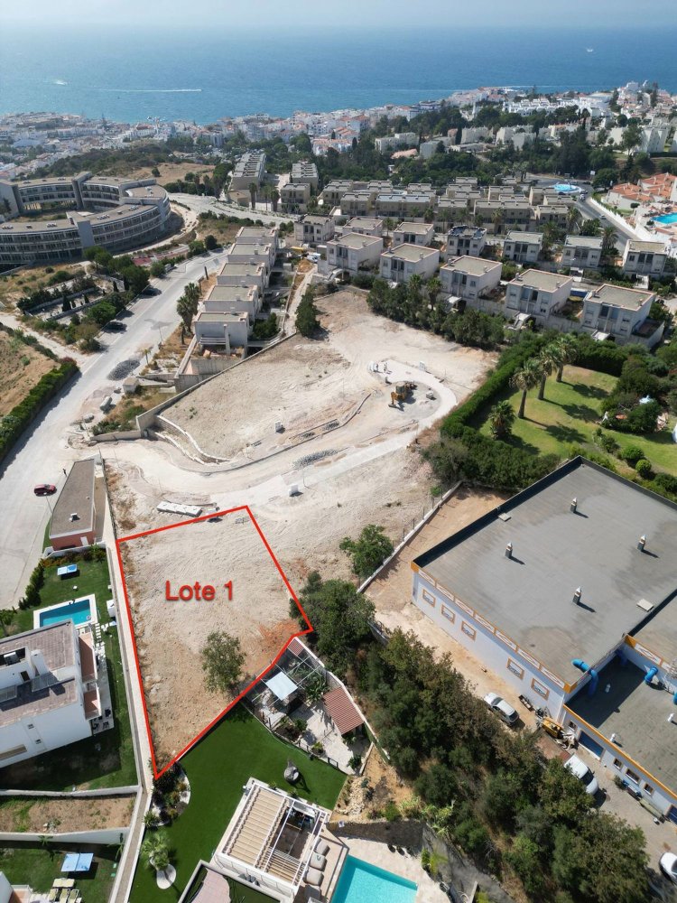  Land in Albufeira, Portugal No. 259543