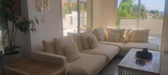 2 bedrooms Apartment in Agios Tychonas, Cyprus No. 13906 6