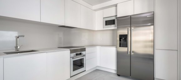 3 bedrooms Apartment in Funchal, Portugal No. 116498 3