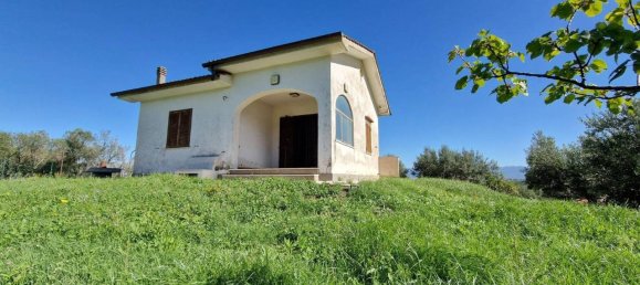 3غرفة فيلا في Monte Porzio Catone, Italy رقم 142246 2