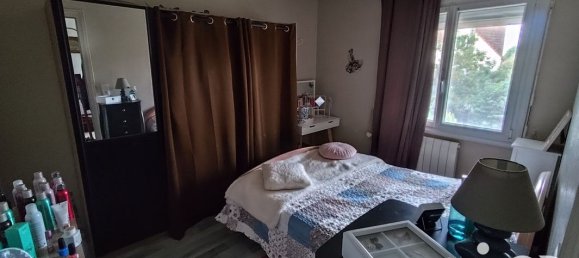 2 Schlafzimmer Haus in Crouzilles, France, Nr. 242689 7