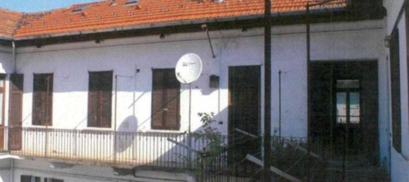 Apartamento de 2 divisões em Busto Arsizio, Italy N.º 294398 5