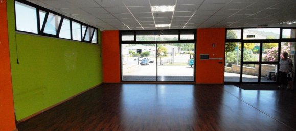 Gewerbliche Immobilie in Ferentino, Italy 200m², Nr. 75561 5