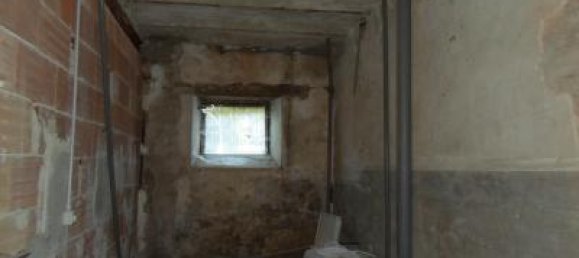 3 Schlafzimmer Haus in Comunanza, Italy, Nr. 142145 13