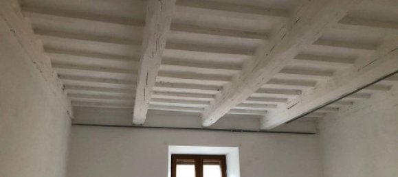 3 Schlafzimmer Haus in Comunanza, Italy, Nr. 142145 24