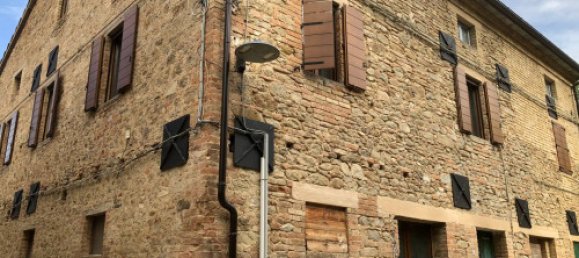 3 Schlafzimmer Haus in Comunanza, Italy, Nr. 142145 21