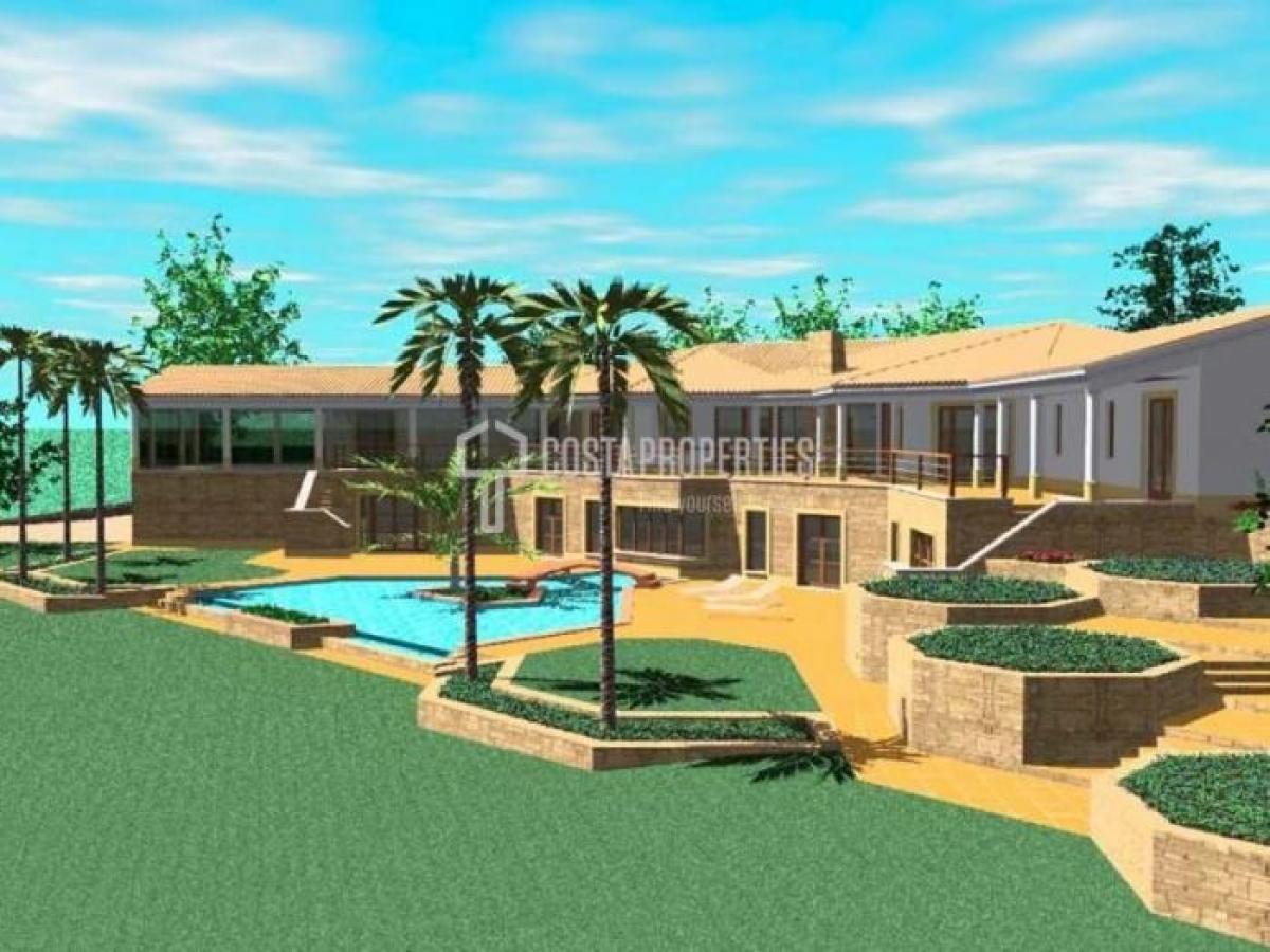 Вилла с 6 спальнями в Вила ду Бишпу, Португалия № 3115