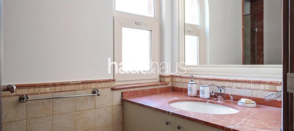 Villa de 5 dormitorios en Dubai Sports City, UAE No. 99503 2