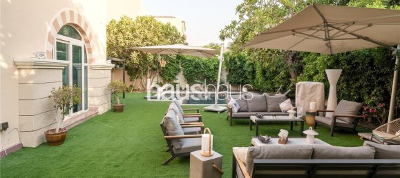 Villa de 5 dormitorios en Dubai Sports City, UAE No. 99503 3