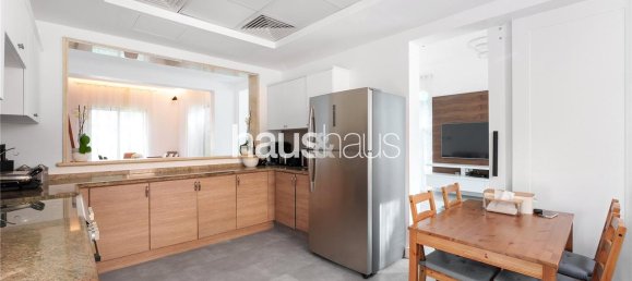 Villa de 5 dormitorios en Dubai Sports City, UAE No. 99503 16