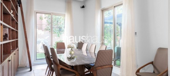 Villa de 5 dormitorios en Dubai Sports City, UAE No. 99503 21