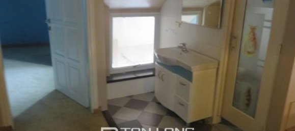 3 bedrooms Penthouse in Tay Ho, Vietnam No. 230 10