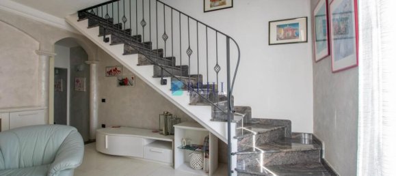 2 bedrooms Townhouse in Luras, Italy No. 327010 5