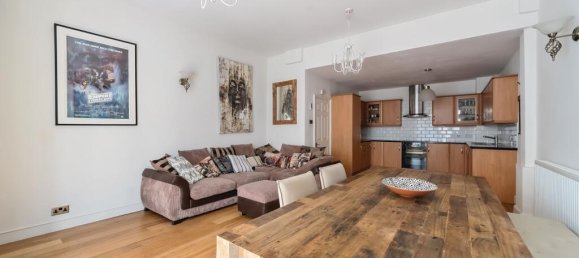 2 bedrooms Apartment in London, United Kingdom No. 13420 7