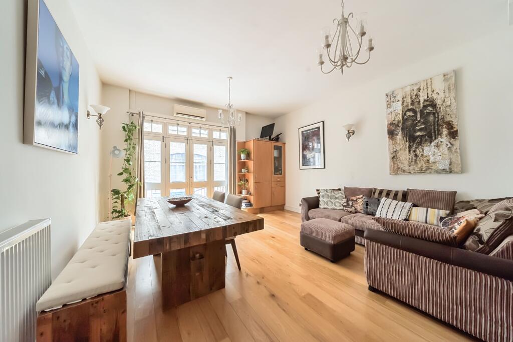 2 bedrooms Apartment in London, United Kingdom No. 13420