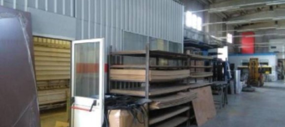 2454m² Warehouse in Pescara, Italy No. 374716 11