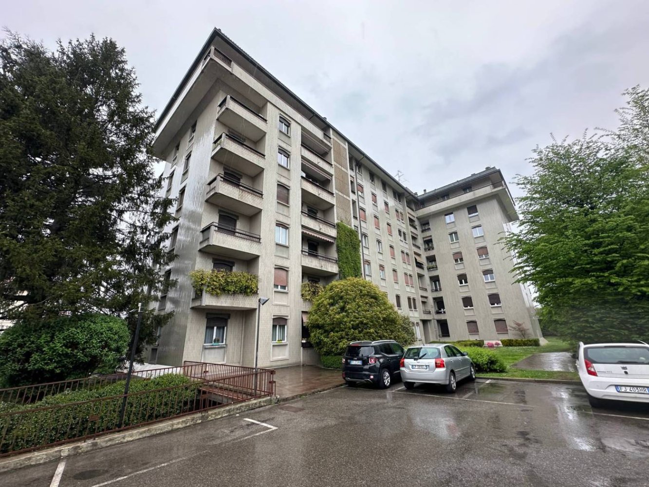 2 bedrooms Apartment in Como, Italy No. 169951