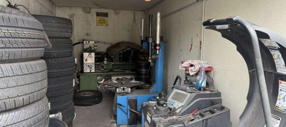 1384m² Building in Essen, Germany No. 263205 50