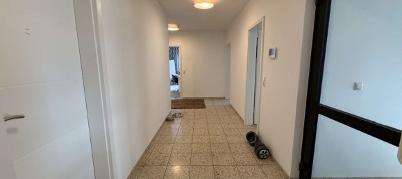 1384m² Building in Essen, Germany No. 263205 36