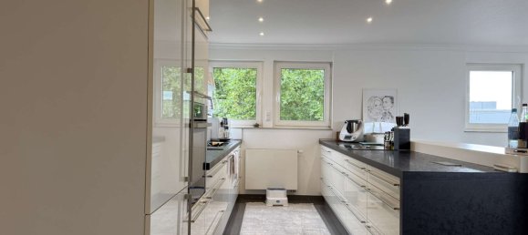 1384m² Building in Essen, Germany No. 263205 6