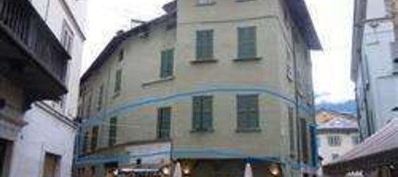 4-salle Appartement à Sondrio, Italy No. 7221 2