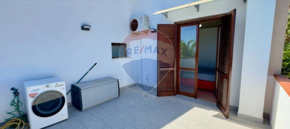 Villa de 3 dormitorios en Altavilla Milicia, Italy No. 275211 10