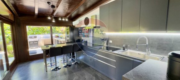 Villa de 3 dormitorios en Altavilla Milicia, Italy No. 275211 7