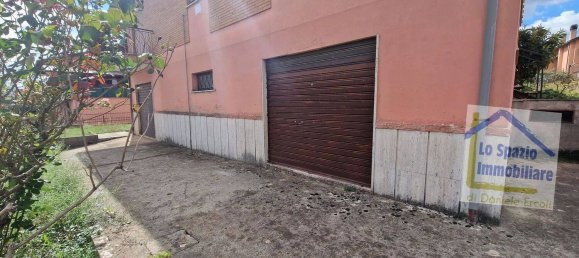 Villa de 4 dormitorios en Cave, Italy No. 47723 4